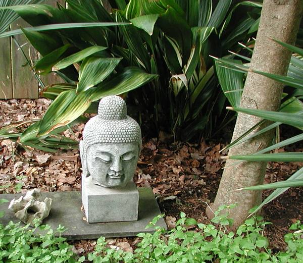 08-05-10buddah.jpg